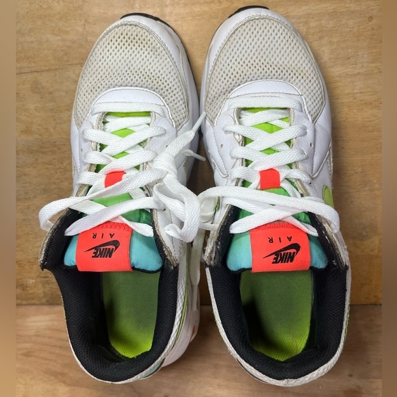 Nike Air Max Excee Womens Size 9.5 Shoes Sneakers White Volt CW5606-100 - Picture 6 of 8